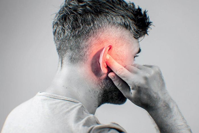 Ù tai có thể xuất phát từ nhiều nguyên nhân, cần xác định chính xác